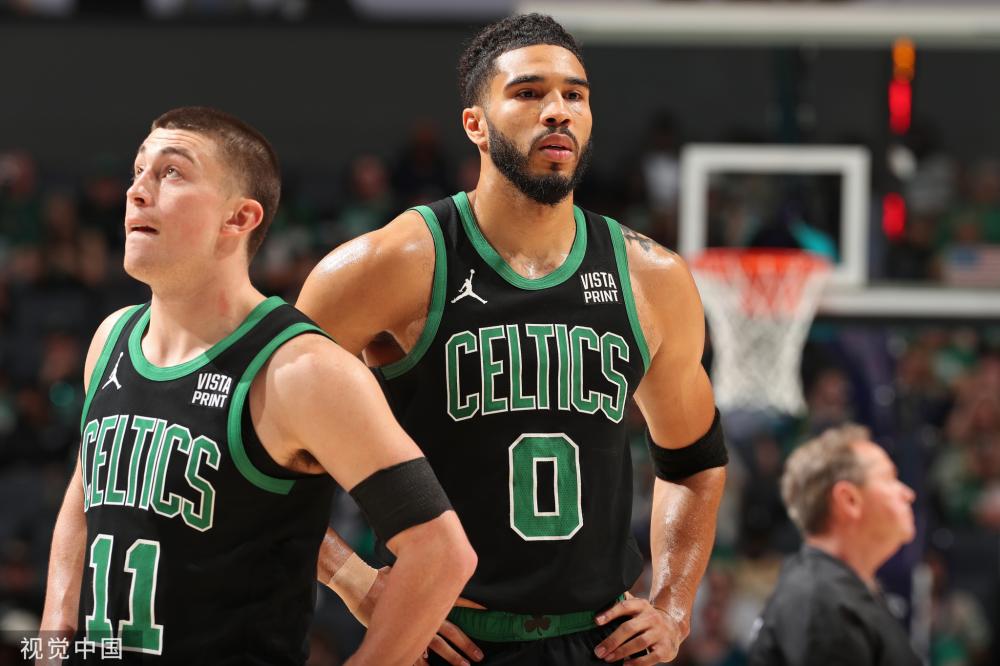 训练服站在 训练服站在